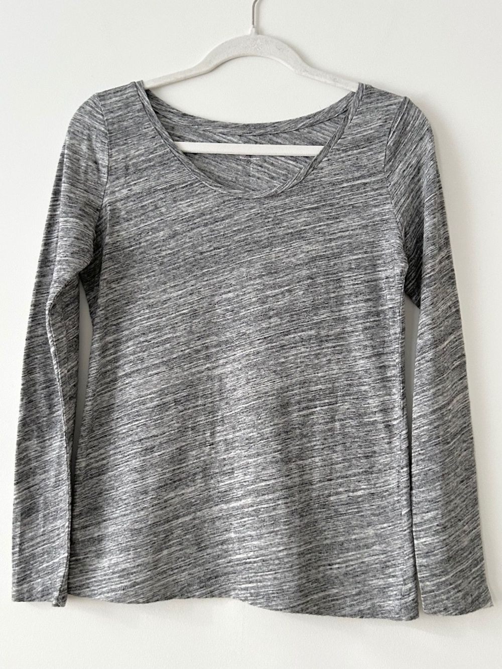 Loft 100% Cotton Gray Long Sleeve Crewneck Top